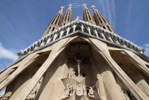 sagradafamilia 2151 street series